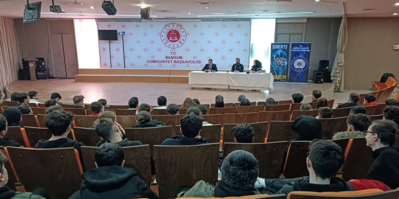 Öğrencilere yönelik siber güvenlik eğitimleri düzenlendi