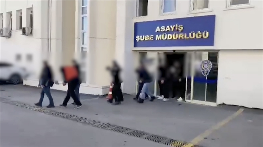Dolandırıcılık operasyonlarında gözaltına alınan 25 kişi tutuklandı