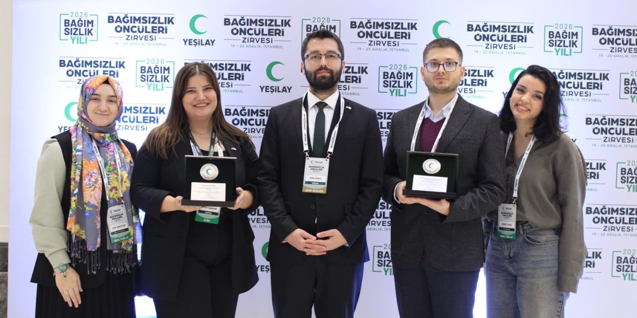Yeşilay Samsun Şubesi'ne gönüllülük ödülü
