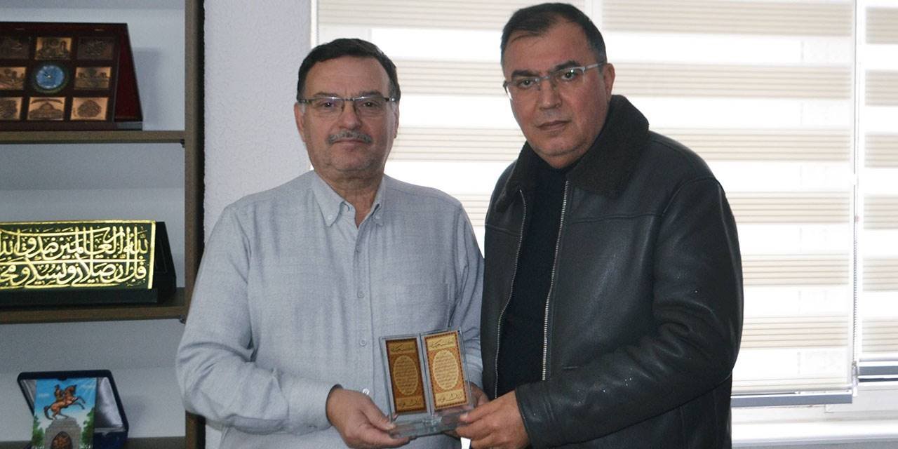 Bayraktaroğlu'ndan Bahadır'a ziyaret