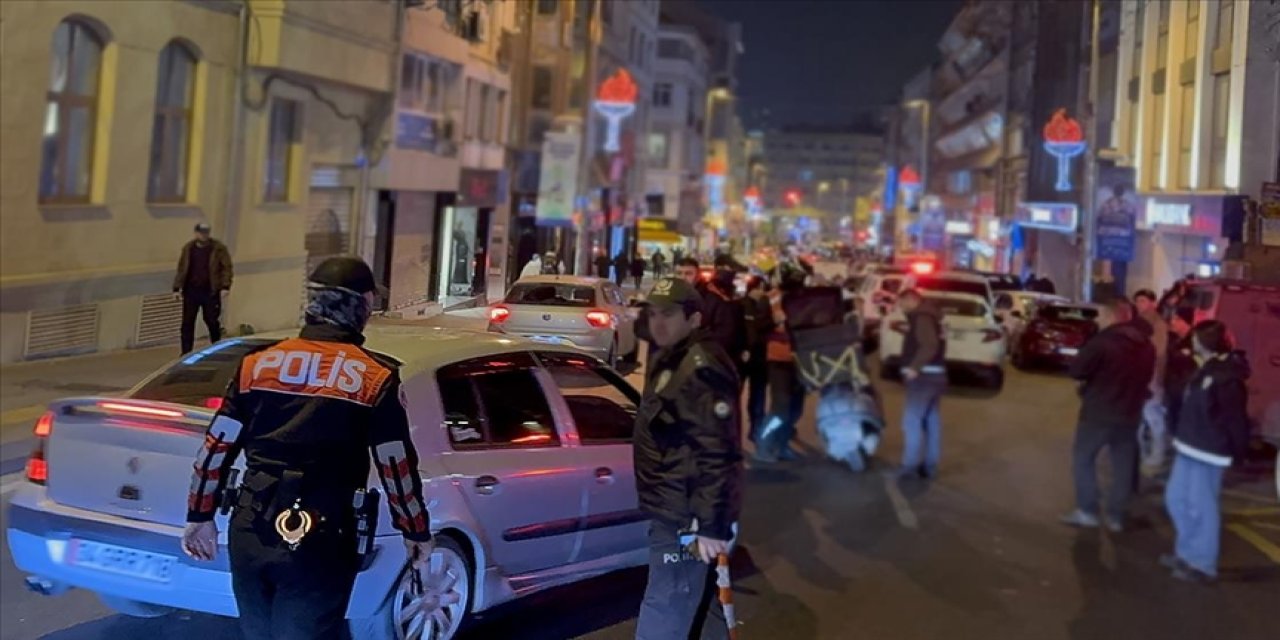 Huzur uygulamasında 979 kişi yakalandı