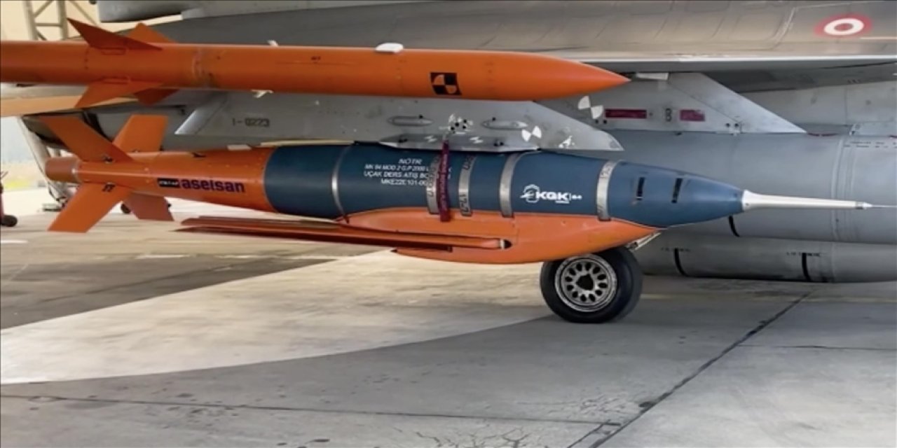 ASELSAN'ın uzun menzilli kanatlı güdüm kitiyle ilk atış