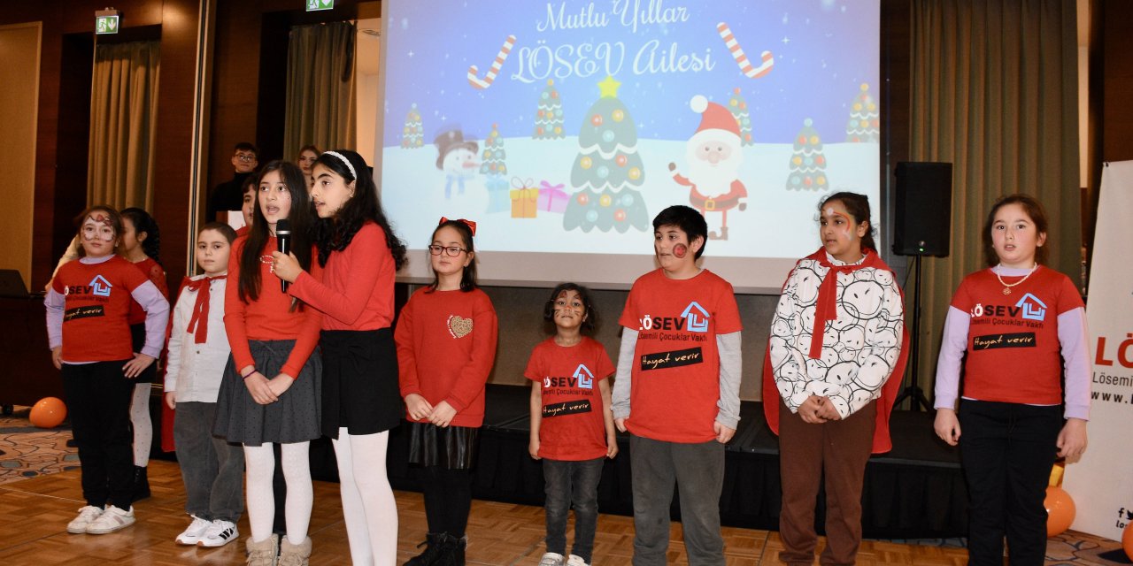 Lösemili çocuklar için yılbaşı etkinliği düzenlendi