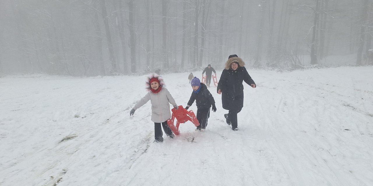 Samsun'un yüksek kesimlerinde kar etkili oldu