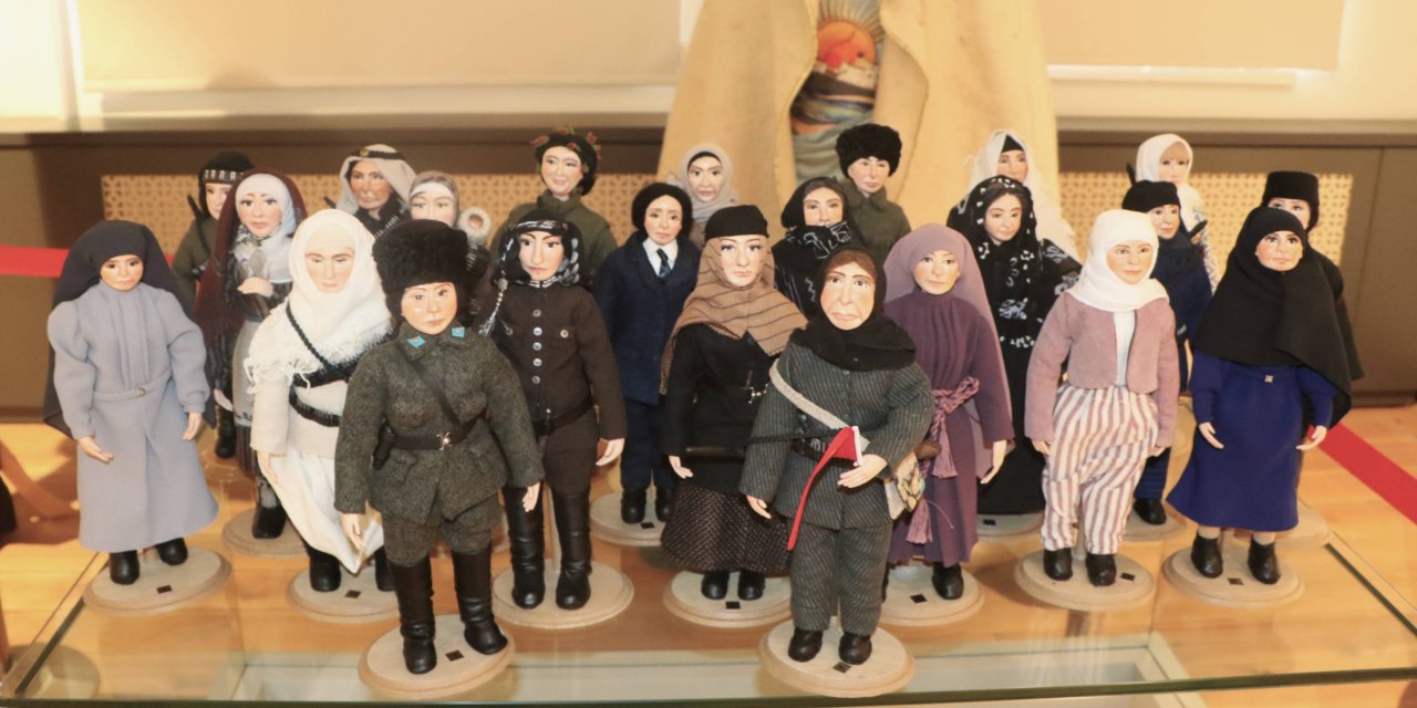 Milli Mücadele Kadın Kahramanları koleksiyonu ilgi çekiyor