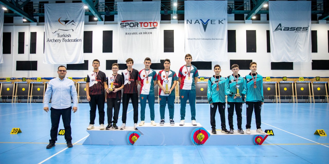 151 kulüp 242 sporcu Samsun'da mücadele etti