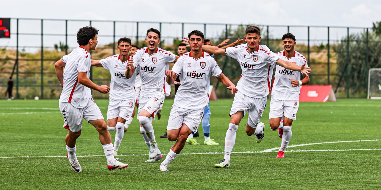 U19'da ilk devre verimli geçti