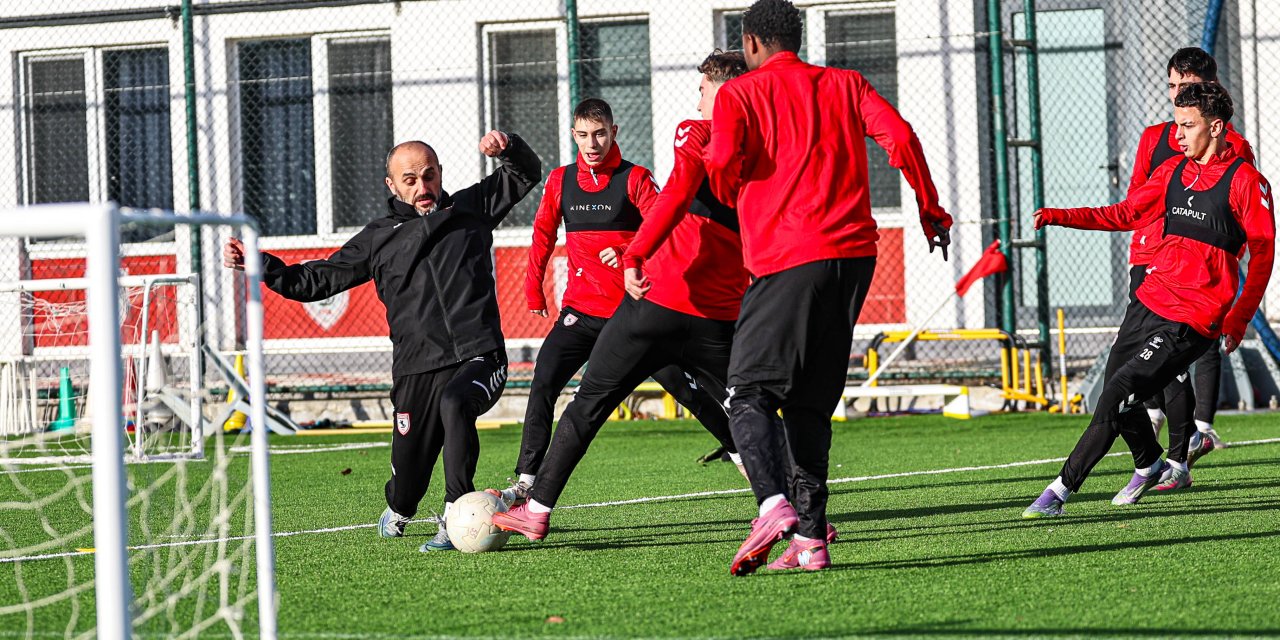 Hazırlıklar sürüyor