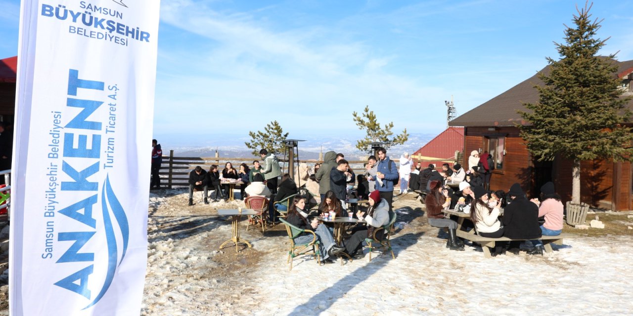 Petek Genç ile Ladik Akdağ gezileri başladı