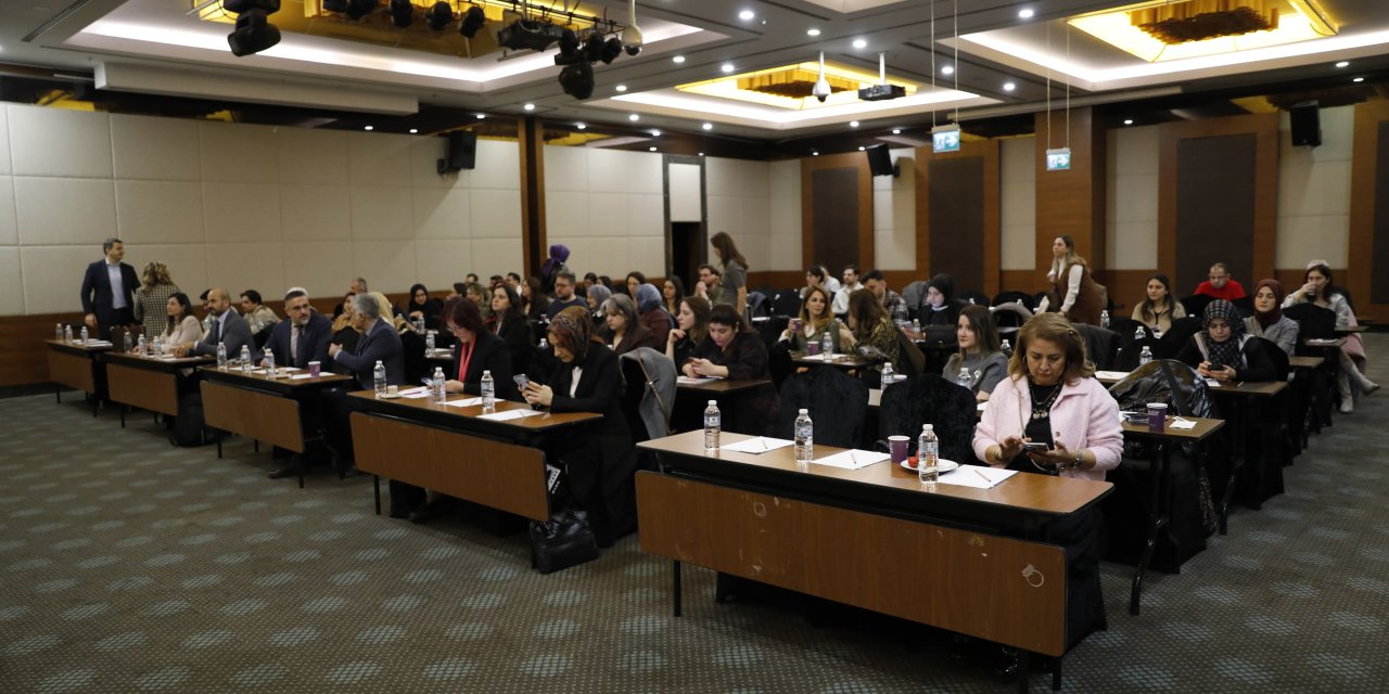 2. Evde Sağlık Hizmetleri Sempozyumu düzenlendi