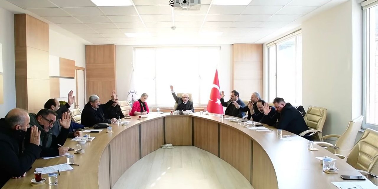 Ladik Belediyesi Meclis Toplantısı yapıldı