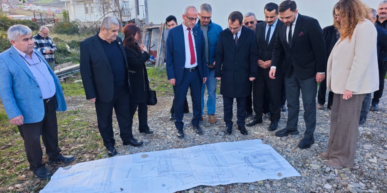 Yeni sağlık kompleksi için yer teslimi yapıldı