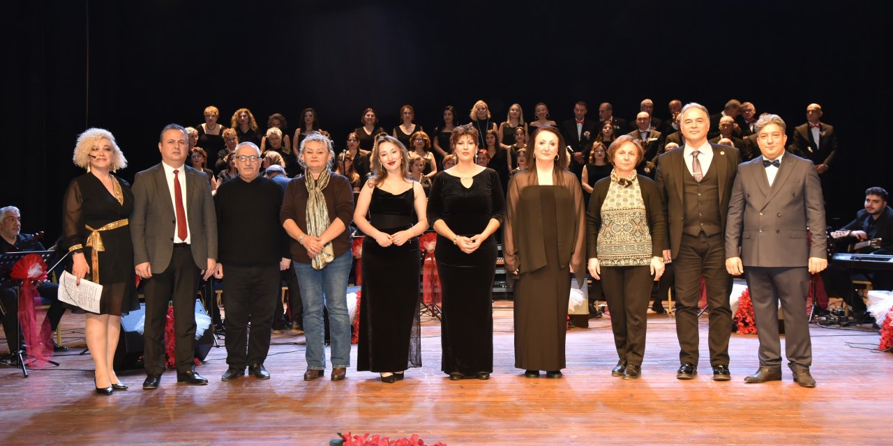 Yılın ilk konseri Ata Sahne’de gerçekleştirildi