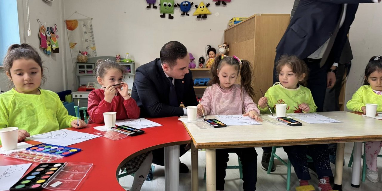Kaymakamı Beyazıt anaokulu etkinliği sergisine katıldı