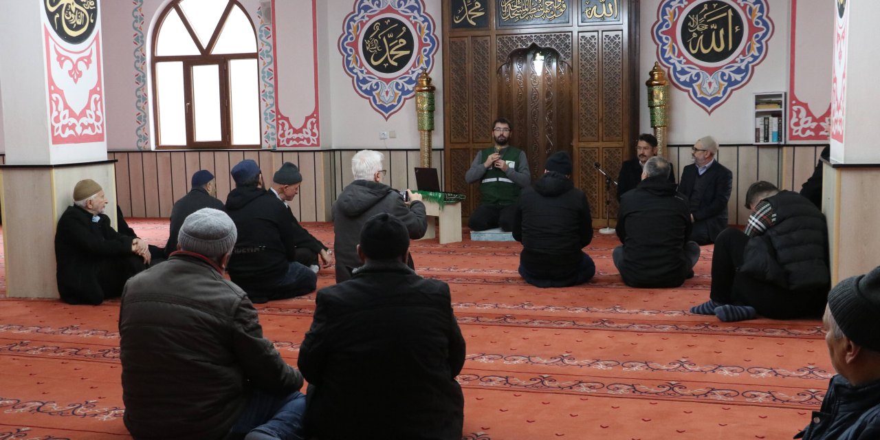 Yeşilay bağımlılıkla mücadele eğitimi verildi