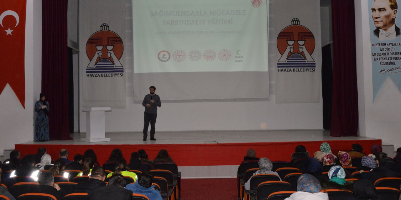 Bağımlılıkla mücadele semineri verildi