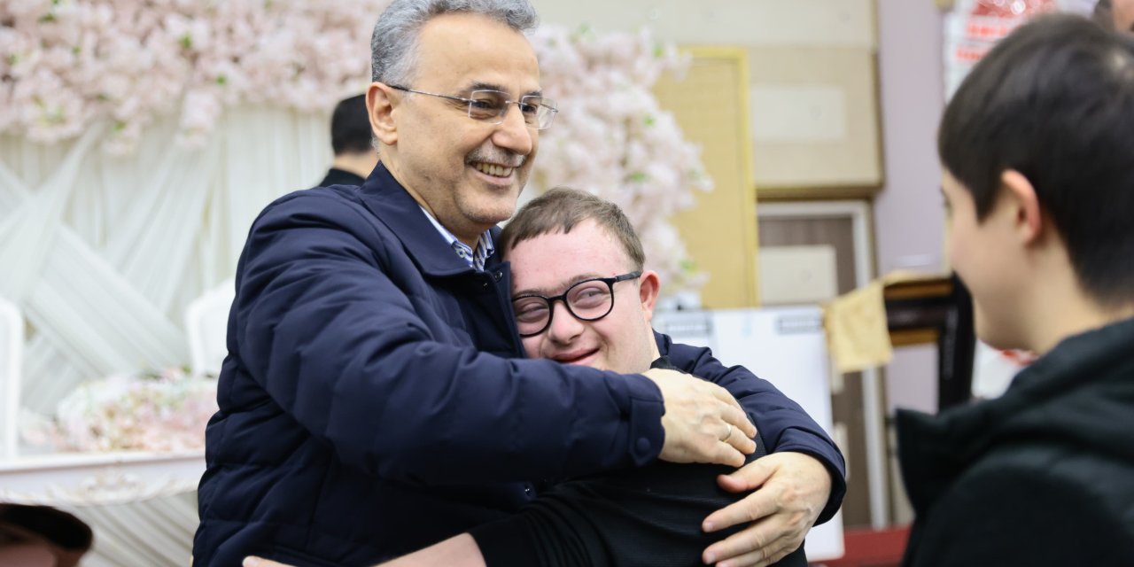 Özel çocuklarımız ve ailelerinin yanındayız