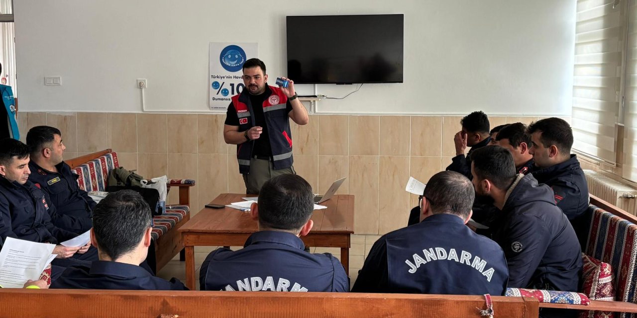 Jandarma personeline sigara bağımlılığı eğitimi verildi
