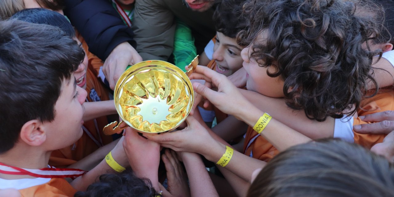 Şampiyonluk kupası Atakum’da