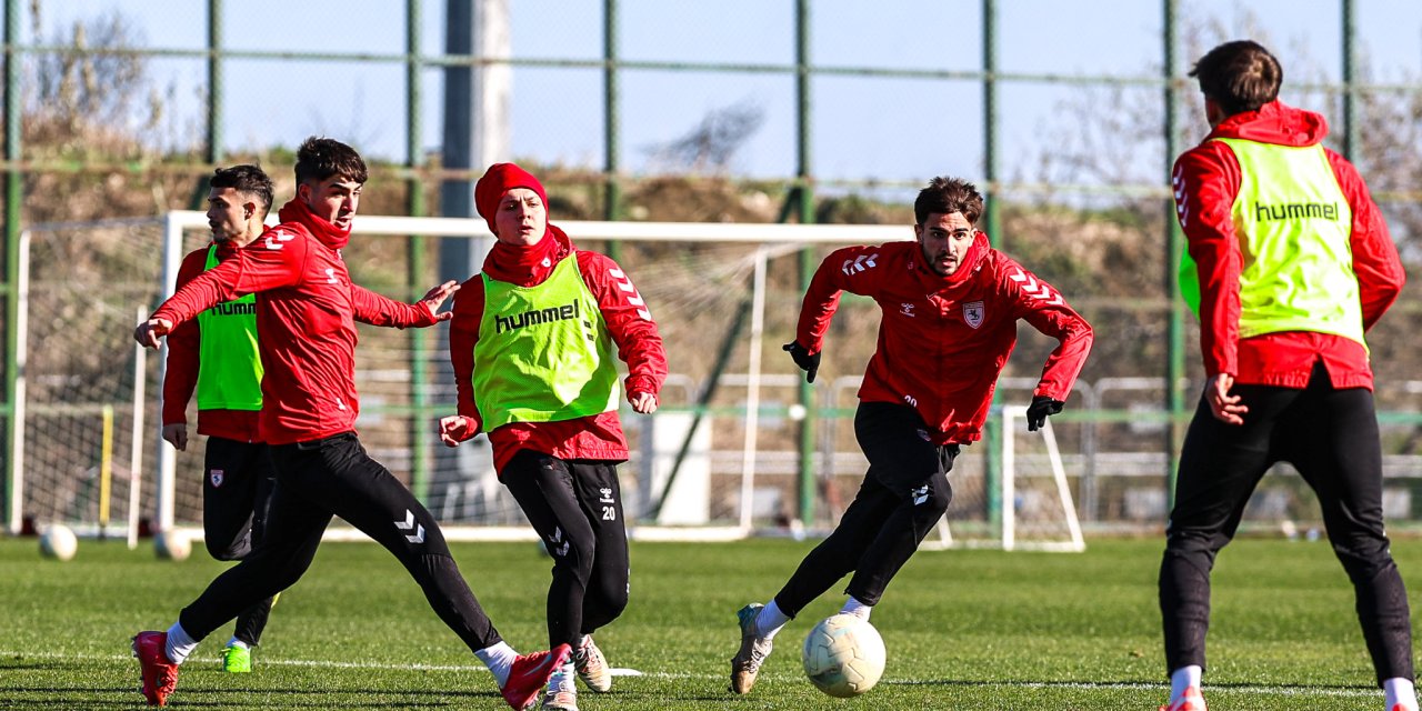 Hazırlıklar devam ediyor