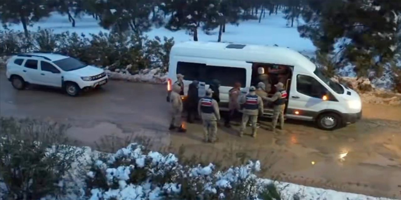Yakalanan 59 şüpheli tutuklandı