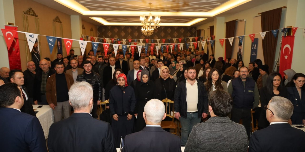 Rozet takdimi programı gerçekleştirdi