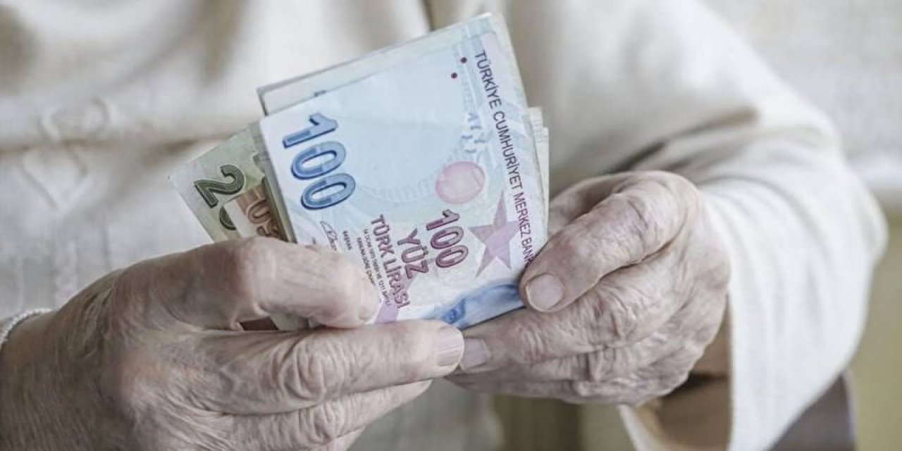 Yaşlı ve engelli aylıkları hesaplara yatıyor