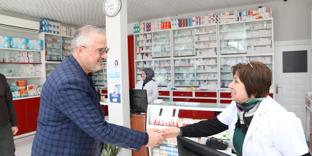 Esnaf ziyaretinde bulundu