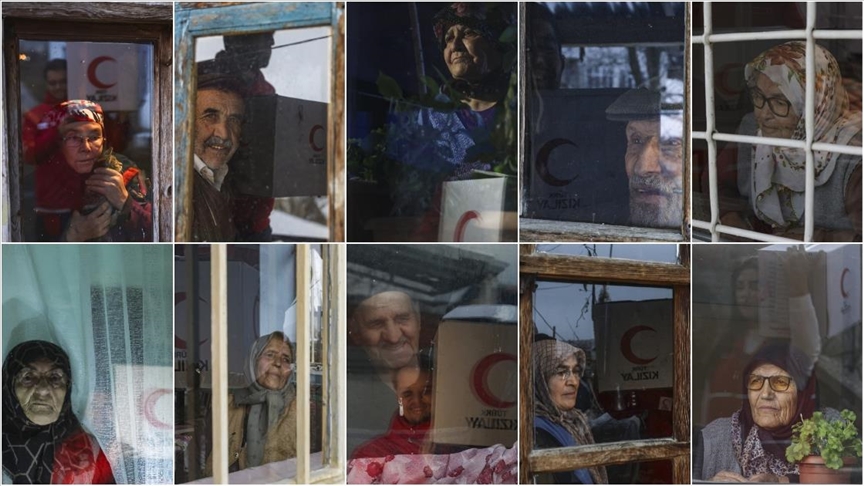 Yaşlı bireyler için sosyal destek çalışmalarını sürdürüyor