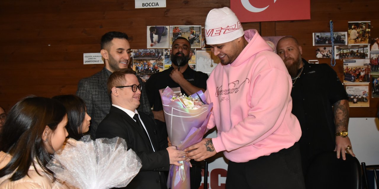 Öğrencilere Lvbel C5 sürprizi