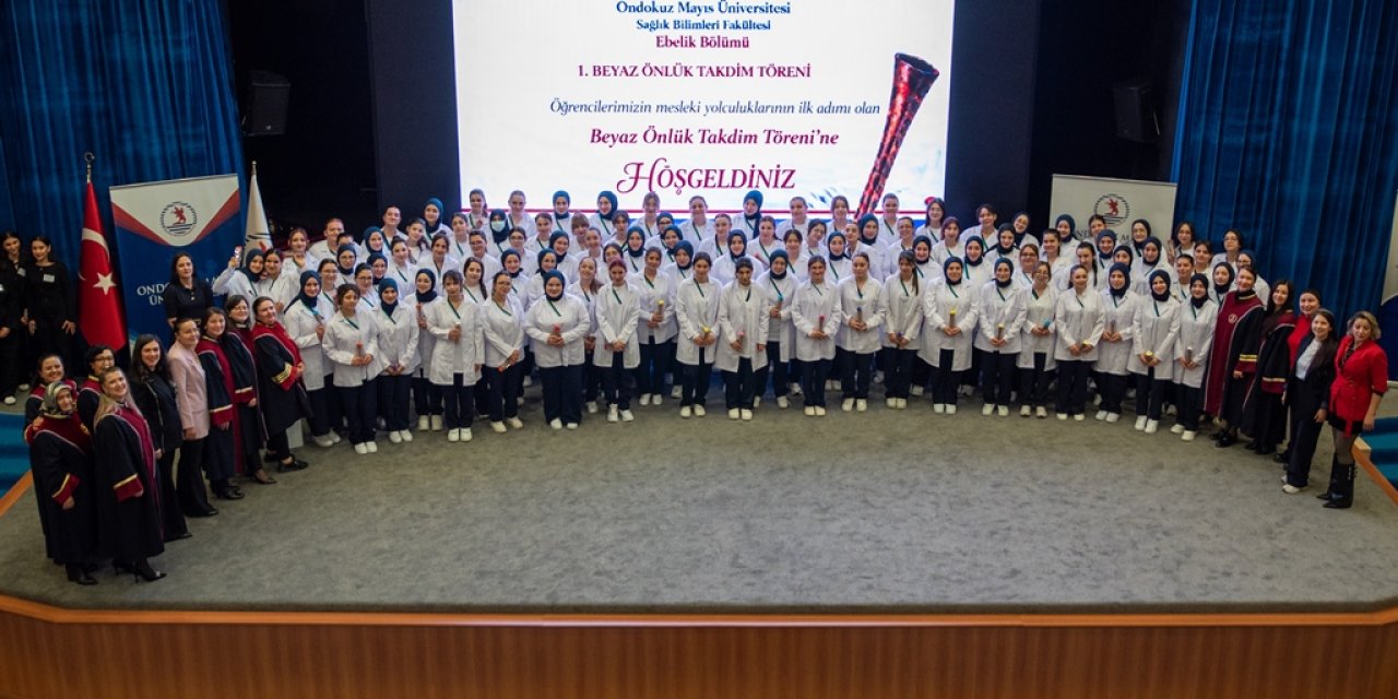 Ebelik öğrencileri mesleğe ilk adımını attı