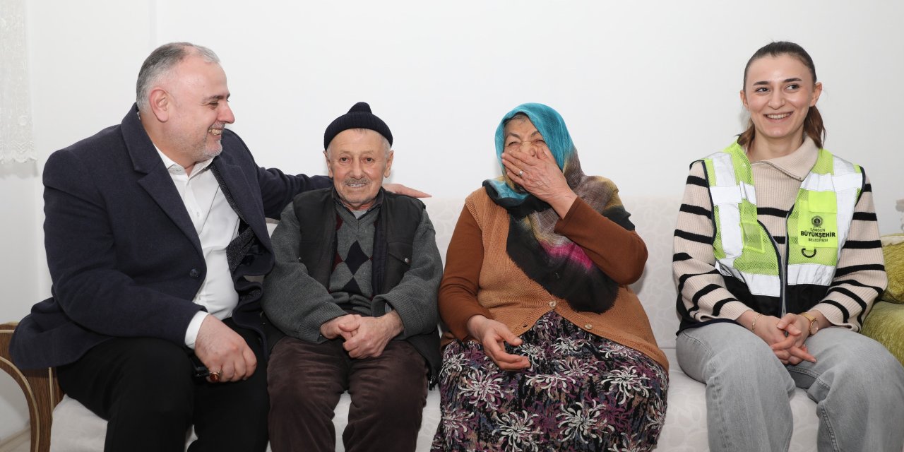 74 yaşında ilk doğum gününü kutladı