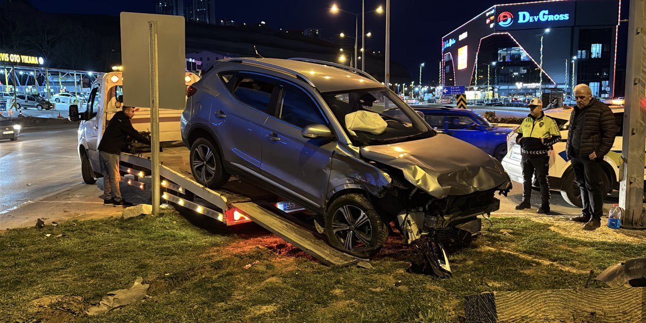 Trafik kazasında 2 kişi yaralandı