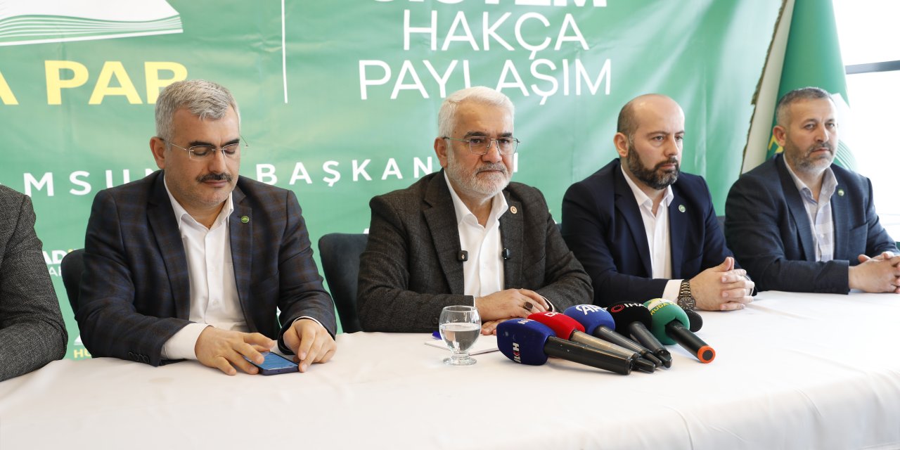 Yapıcıoğlu, Samsun'da açıklamalarda bulundu