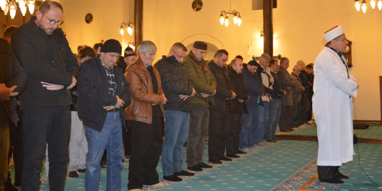 Samsun’da ilk teravih namazı kılındı
