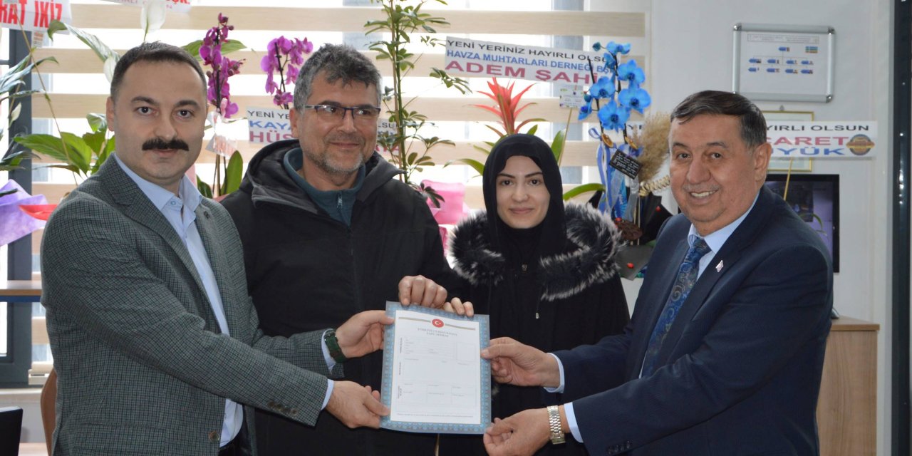 Üretime geçen fabrikanın tapusu verildi