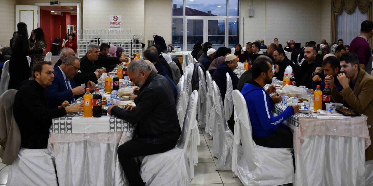 Şehit aileleri, gaziler ve gazi yakınları iftar sofrasında buluştu
