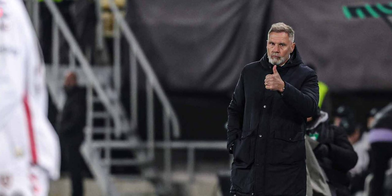 Samsunspor kariyerine galibiyetle başladı