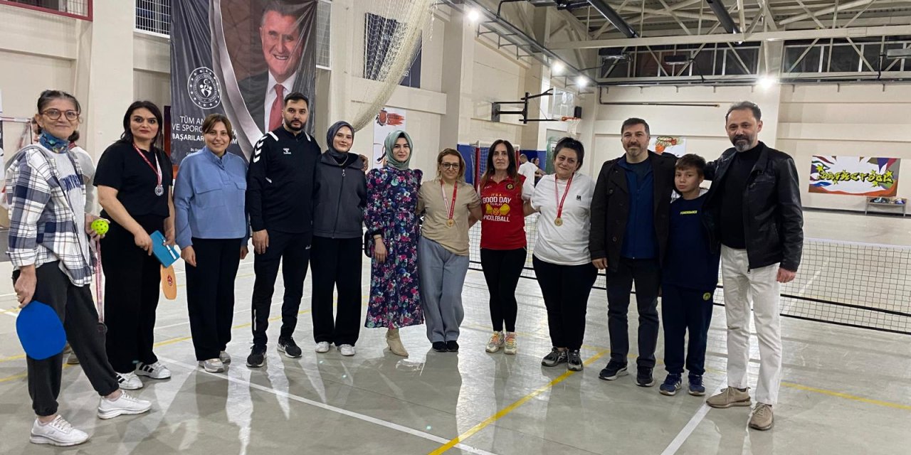 Pickleball İşitme Engelliler Şampiyonası Atakum'da yapıldı