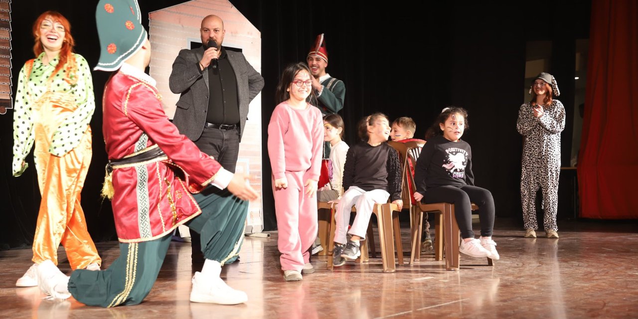 Çocuklar geleneksel eğlencelerle buluştu