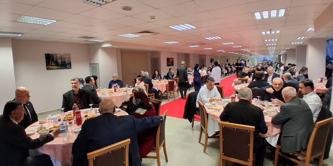 Belediye personeli iftar sofrasında buluştu