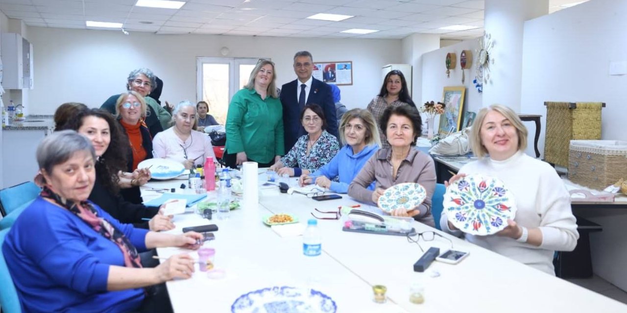 8 Mart Dünya Kadınlar Gününü kutladı