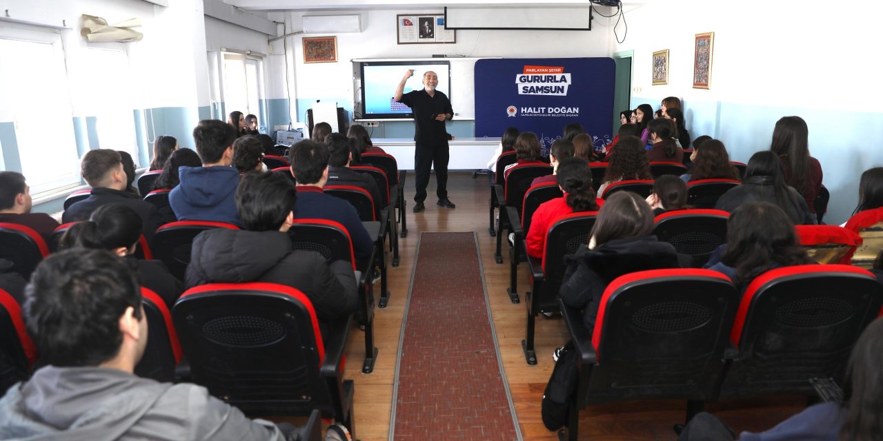 Öğrenciler alanında uzman isimlerle buluşuyor