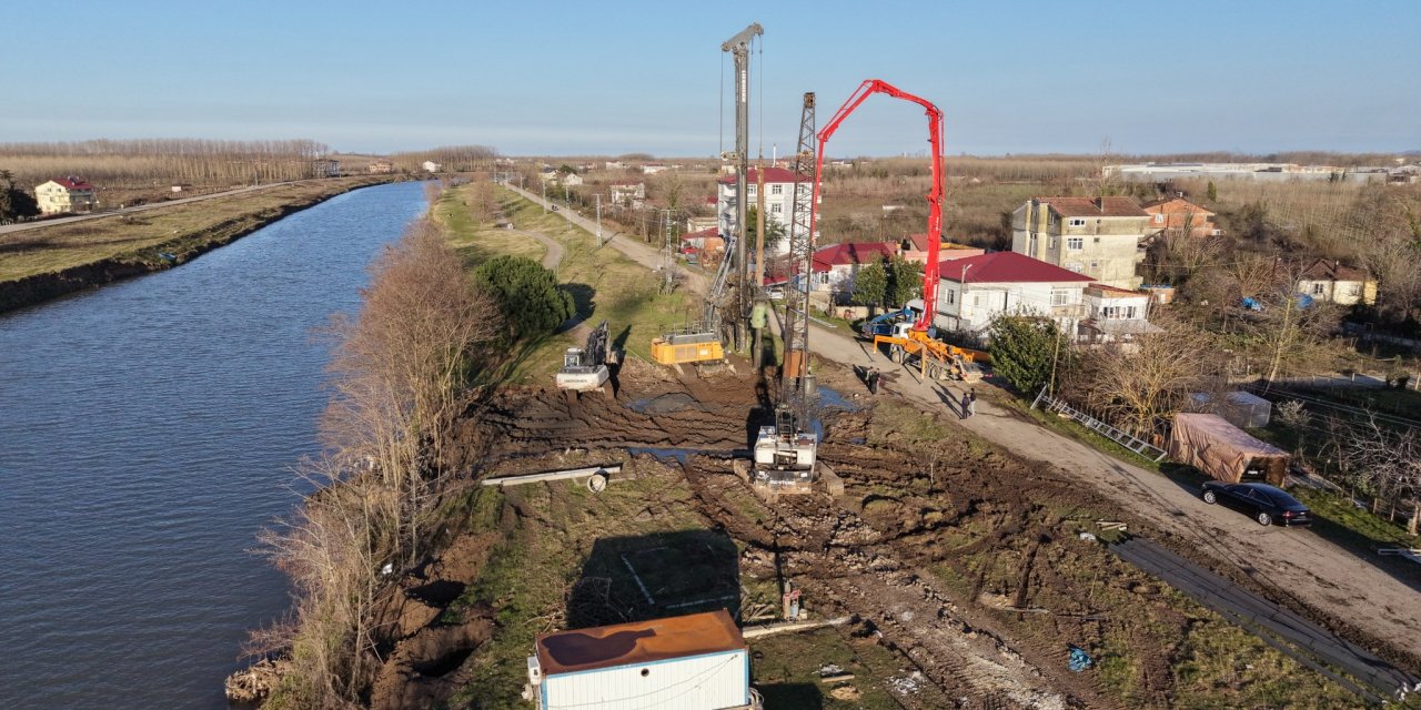 İki mahalleyi bağlayacak köprü için çalışmalara başlandı