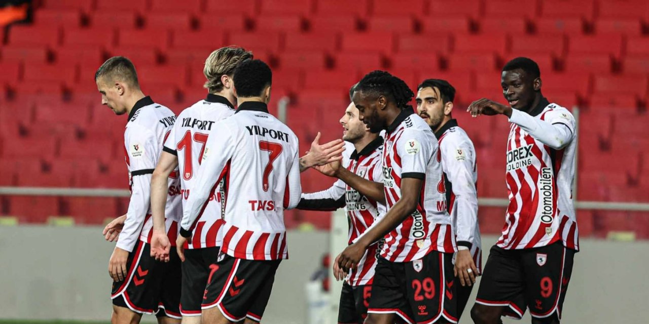 Samsunspor uzatmalarda güldü