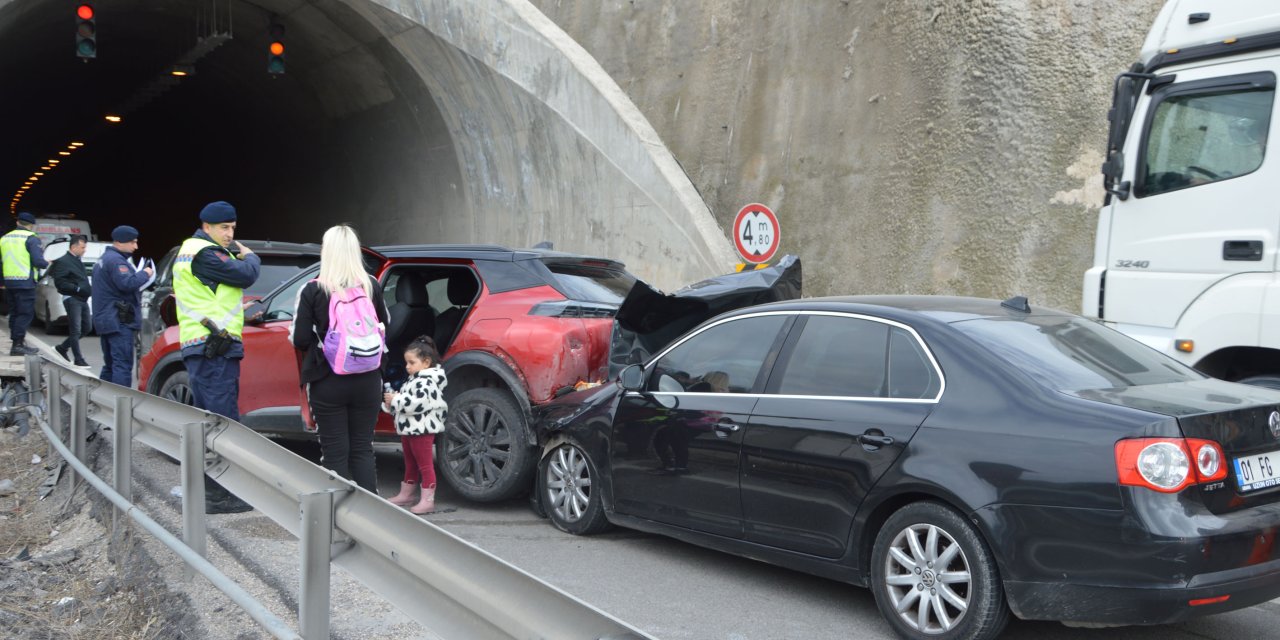 Samsun'da 6 aracın karıştığı kazada bir kişi yaralandı