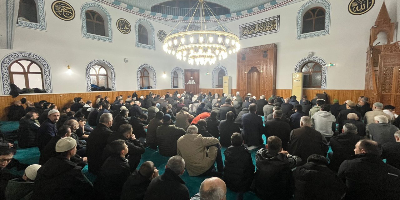 Tekkeköy’de Kadir Gecesi programı düzenlendi