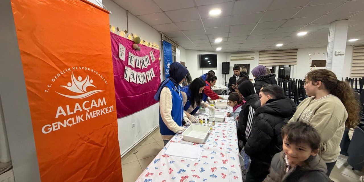 Ramazan dolayısıyla ebru sanatı etkinliği yapıldı