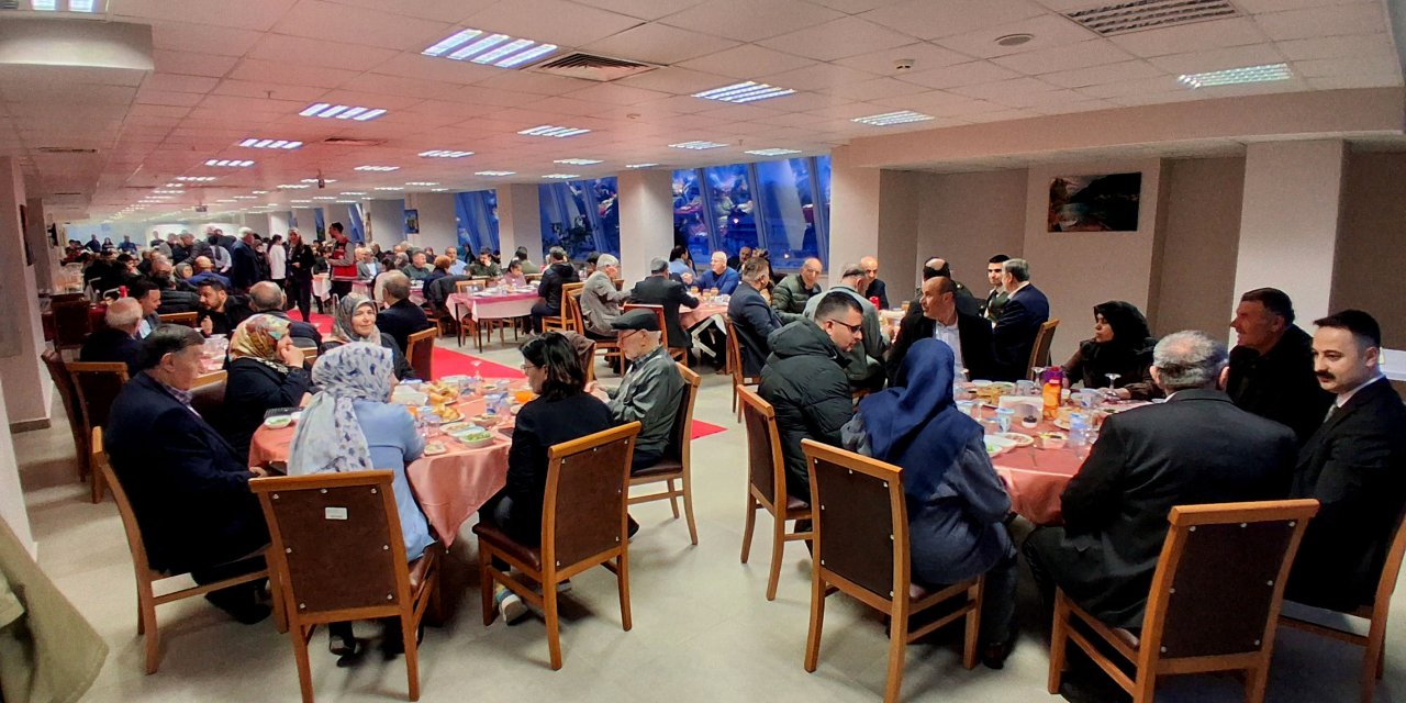 Şehit yakınları ve gazilere iftar verildi