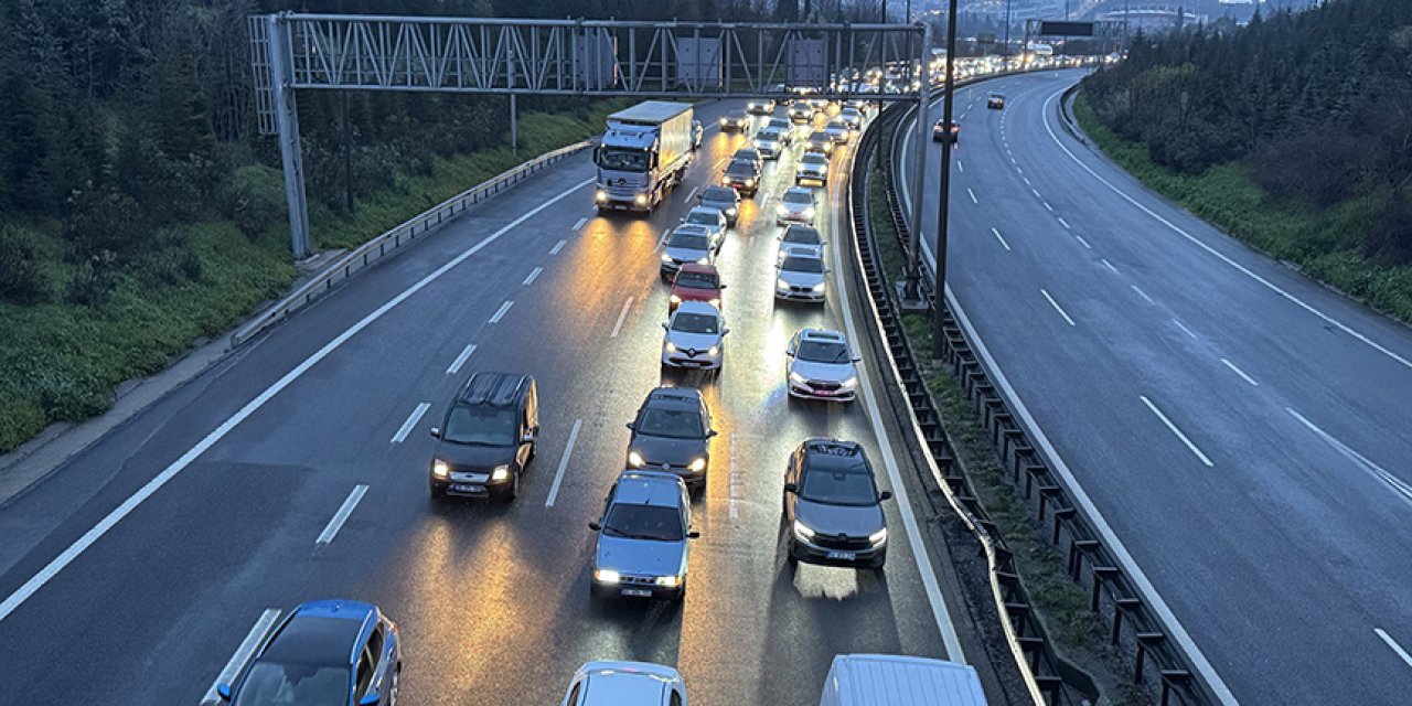 Bayram tatilinden dönüş yoğunluğu başladı